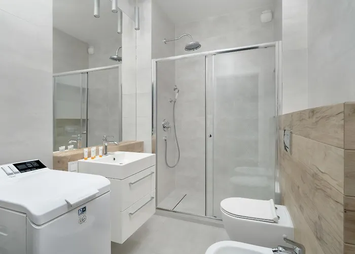 Apartment With Balcony And Free Parking In By Renters Posen