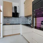 With Balcony And Free Parking In By Renters Apartment *