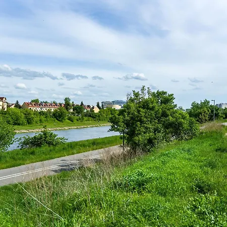 With Balcony And Free Parking In By Renters Posen